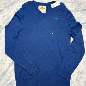 NEW Hollister Men's Blue V Neck Cotton Blend Sweater- Large